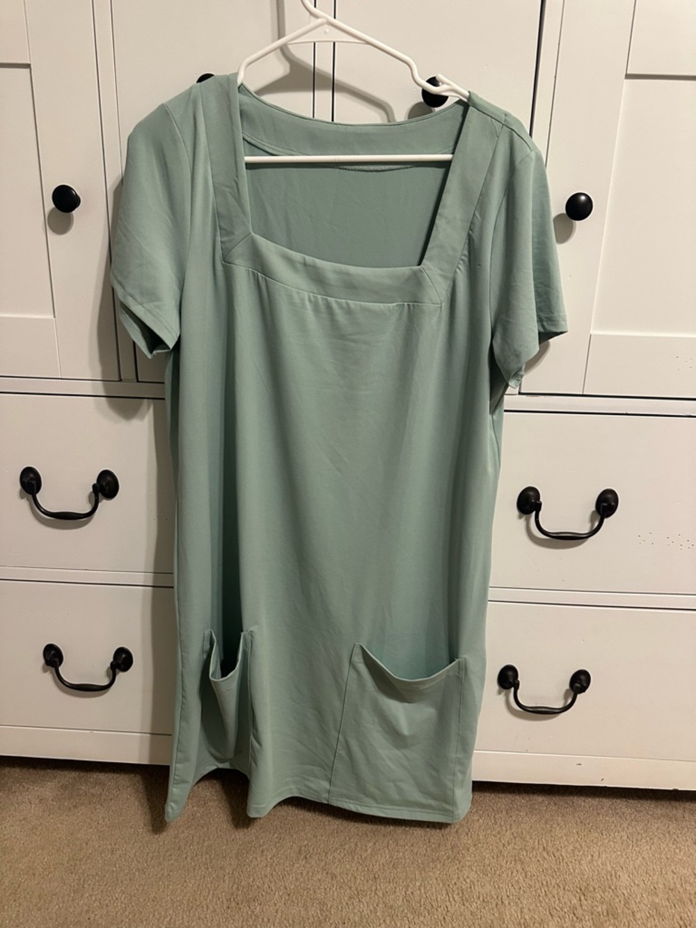 Women’s Mint Green Square Neck Pocket Dress